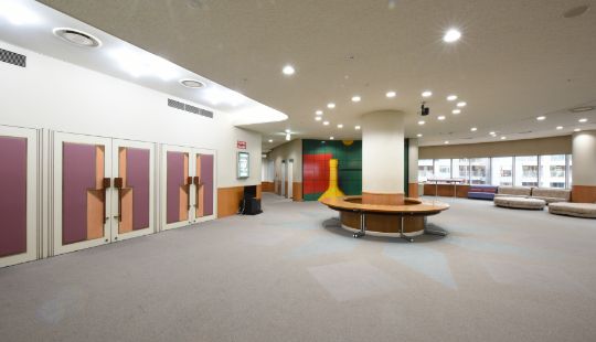 ホール 画像